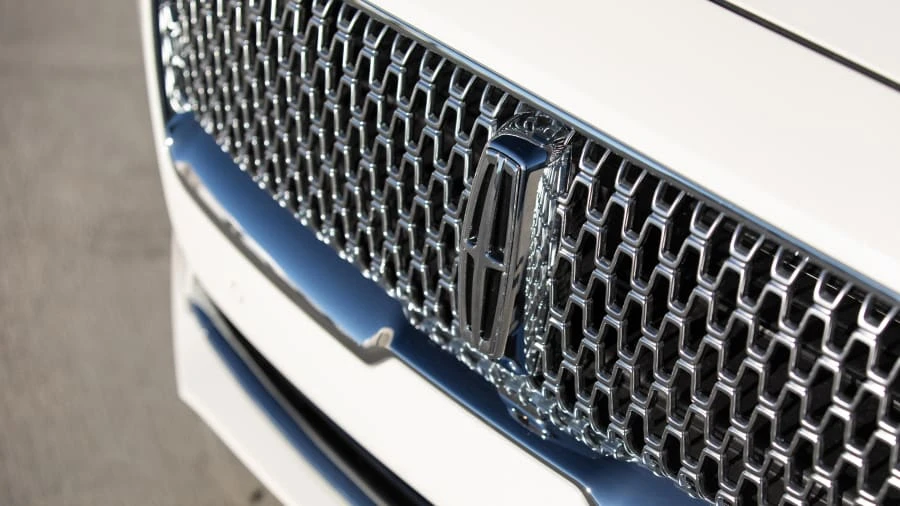2020 Lincoln Continental 10th Gen - Image 9 of 27