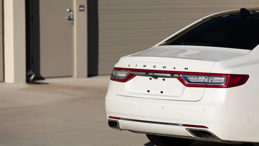 2020 Lincoln Continental 10th Gen - Image 22 of 27