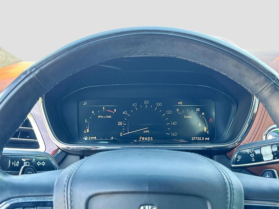 2020 Lincoln Continental 10th Gen - Image 12 of 21