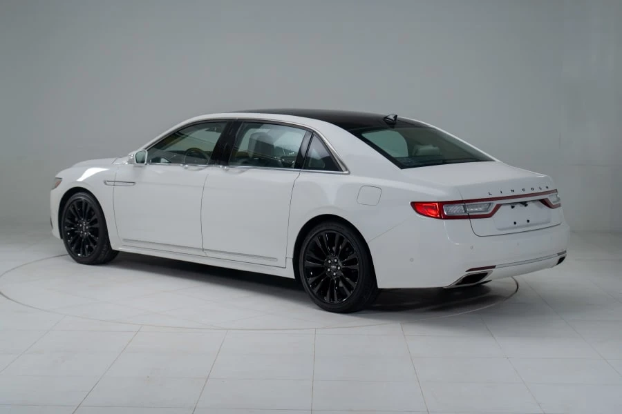 2020 Lincoln Continental 10th Gen - Image 3 of 31