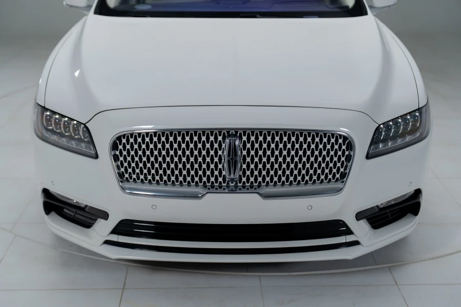 2020 Lincoln Continental 10th Gen - Image 12 of 31