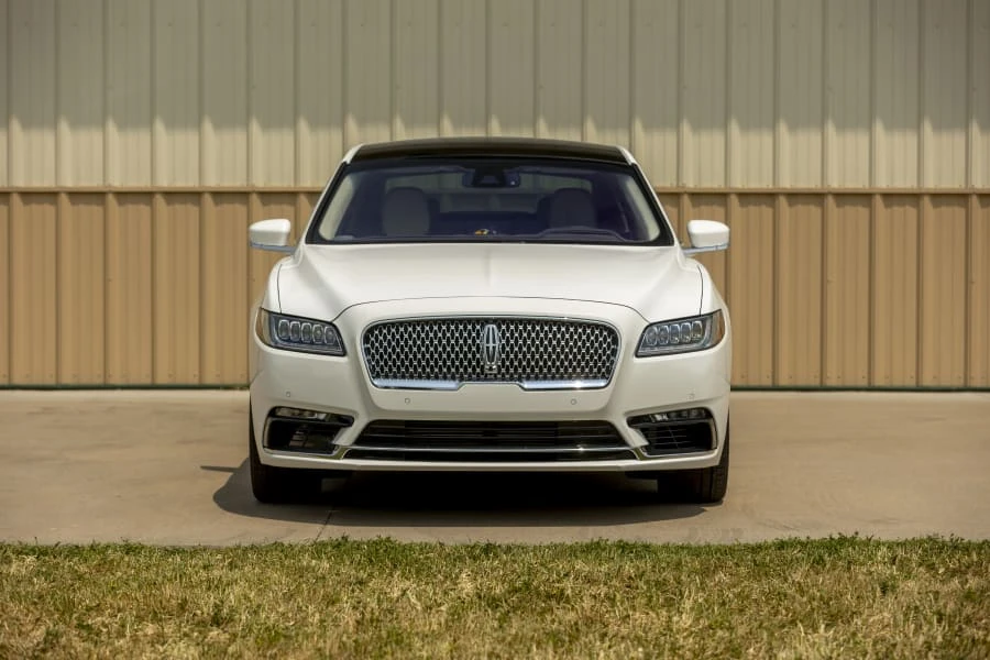 2020 Lincoln Continental 10th Gen - Image 4 of 31