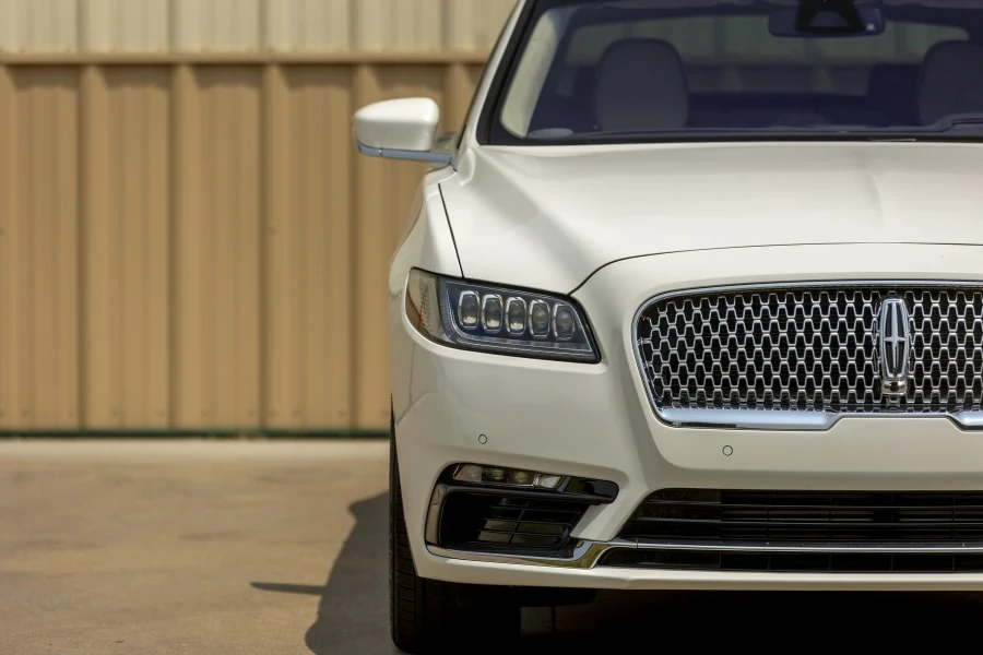 2020 Lincoln Continental 10th Gen - Image 8 of 31
