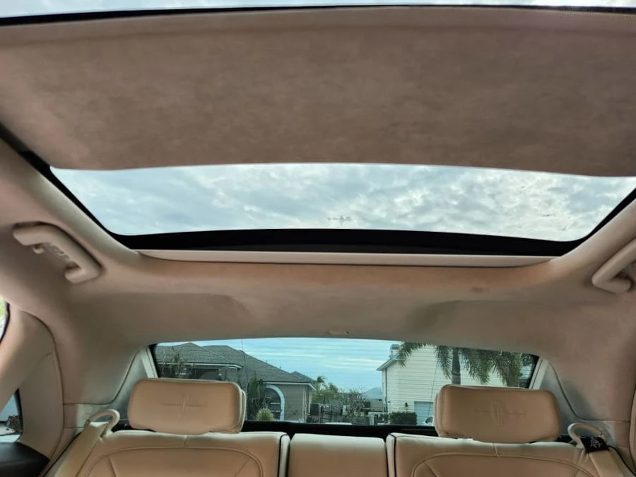 2020 Lincoln Continental 10th Gen - Image 22 of 31