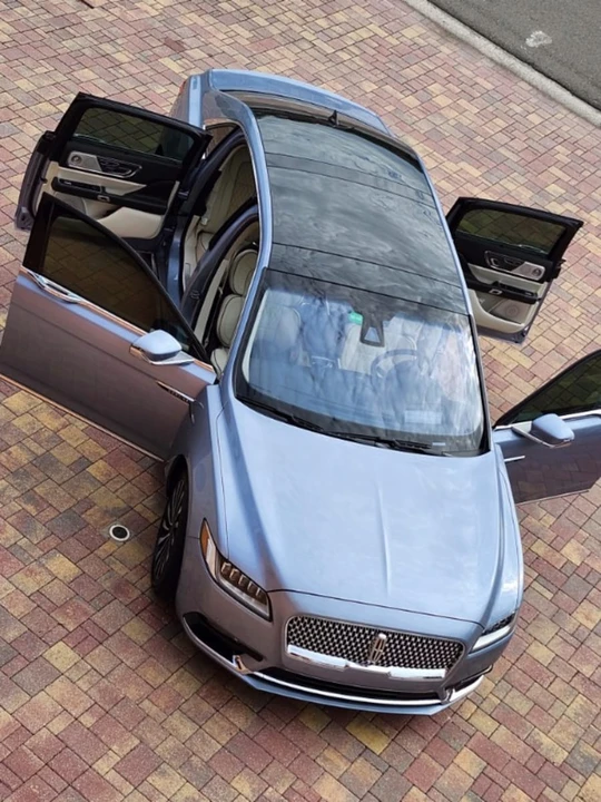 2020 Lincoln Continental 10th Gen - Image 3 of 31