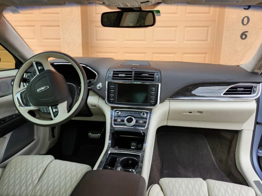 2020 Lincoln Continental 10th Gen - Image 26 of 31