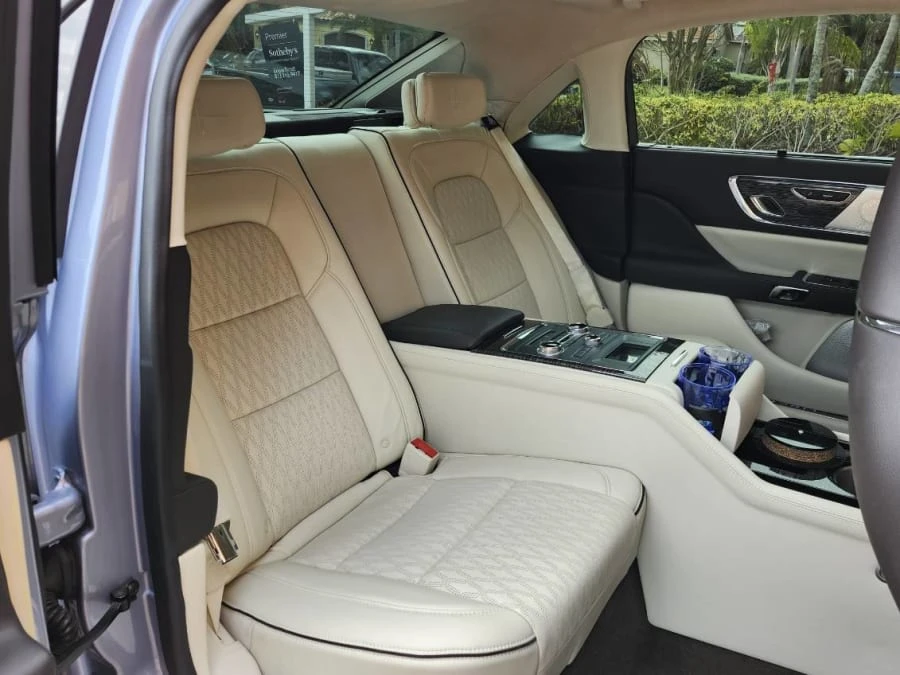 2020 Lincoln Continental 10th Gen - Image 24 of 31