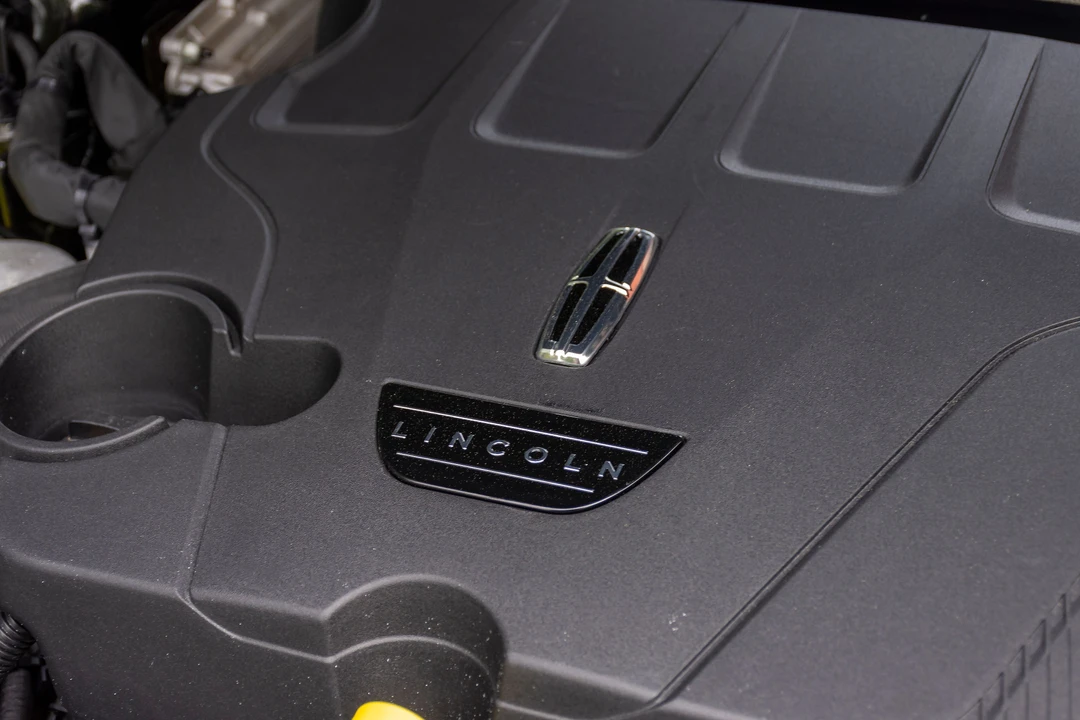 2020 Lincoln Continental 10th Gen - Image 10 of 31