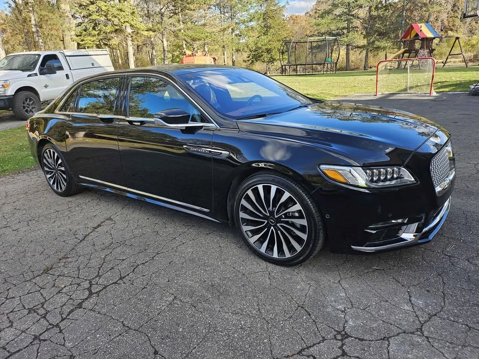 2020 Lincoln Continental 10th Gen - Image 2 of 20