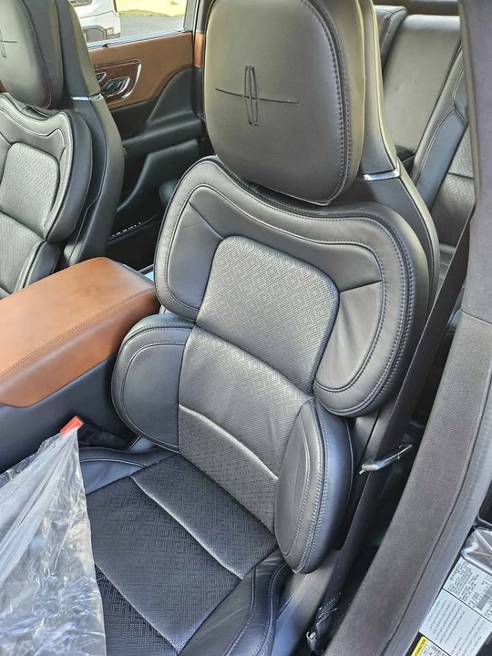 2020 Lincoln Continental 10th Gen - Image 13 of 20