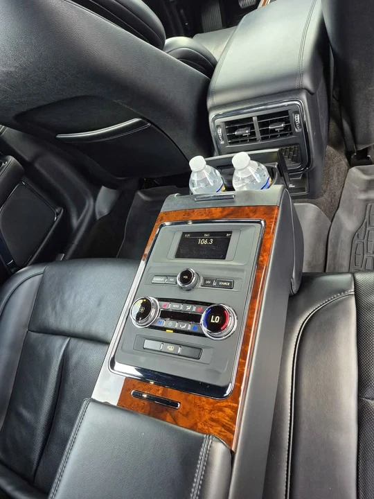 2020 Lincoln Continental 10th Gen - Image 8 of 14