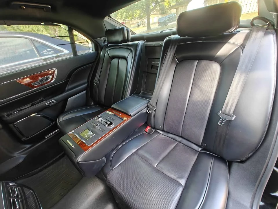 2020 Lincoln Continental 10th Gen - Image 6 of 20