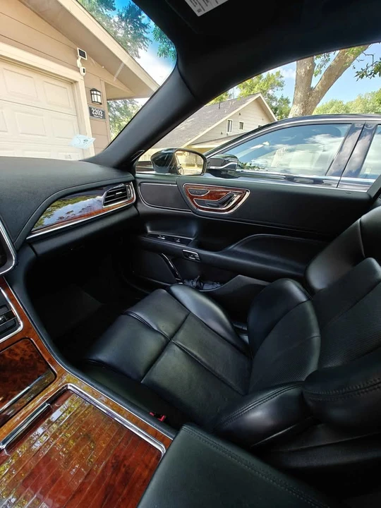 2020 Lincoln Continental 10th Gen - Image 17 of 20