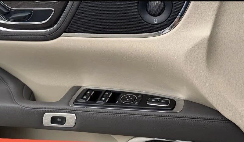 2020 Lincoln Continental 10th Gen - Image 17 of 18