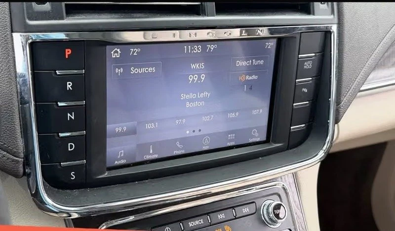 2020 Lincoln Continental 10th Gen - Image 13 of 18