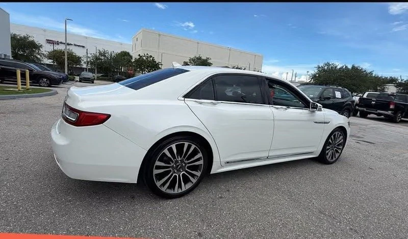 2020 Lincoln Continental 10th Gen - Image 5 of 18