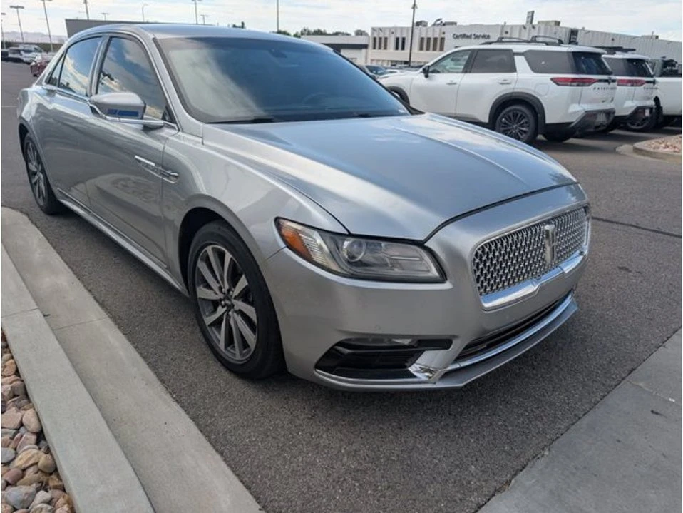 2020 Lincoln Continental 10th Gen - Image 5 of 10