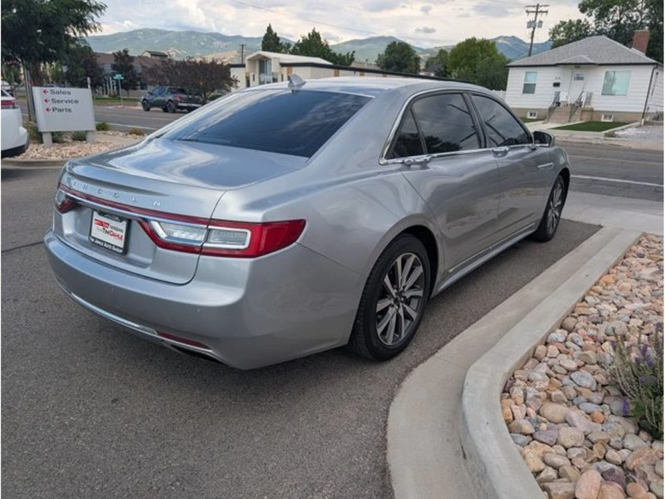 2020 Lincoln Continental 10th Gen - Image 6 of 10