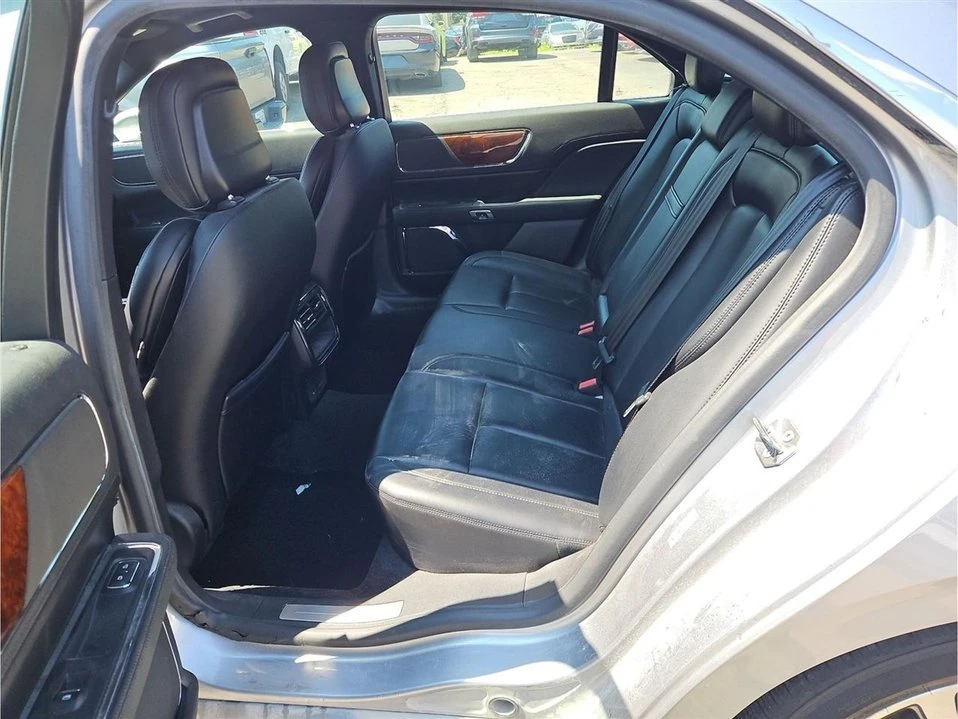 2020 Lincoln Continental 10th Gen - Image 10 of 20