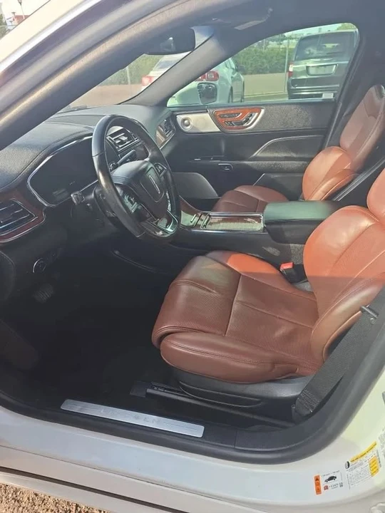 2020 Lincoln Continental 10th Gen - Image 6 of 13