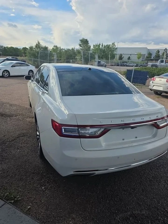 2020 Lincoln Continental 10th Gen - Image 3 of 13