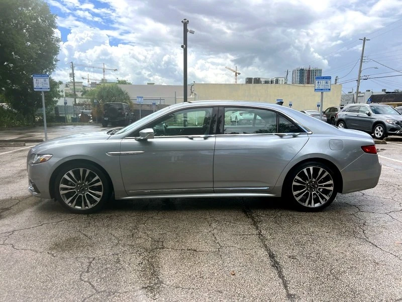 2020 Lincoln Continental 10th Gen - Image 4 of 19