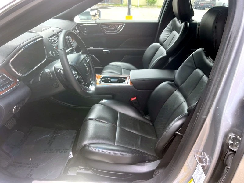 2020 Lincoln Continental 10th Gen - Image 13 of 19