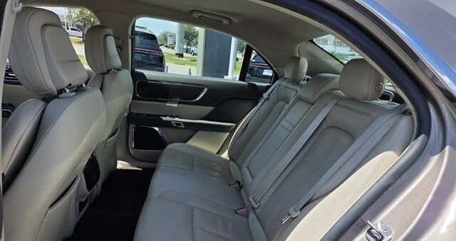 2020 Lincoln Continental 10th Gen - Image 9 of 20
