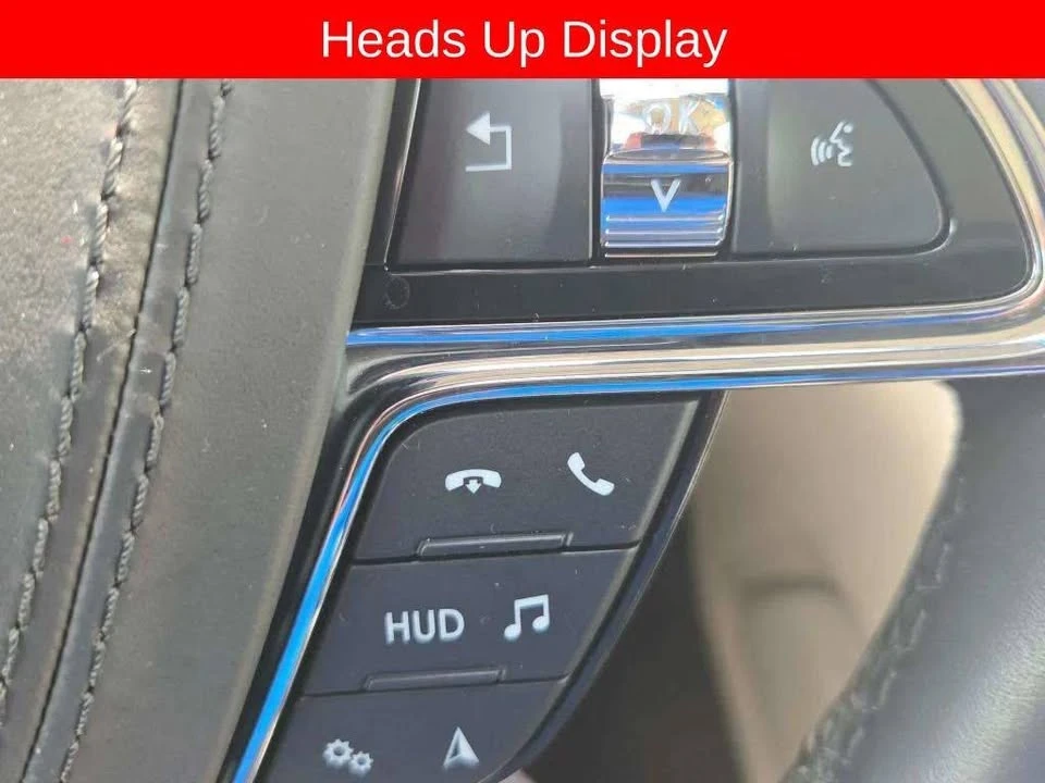 2020 Lincoln Continental 10th Gen - Image 17 of 20