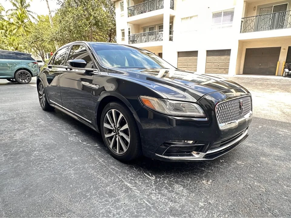 2020 Lincoln Continental 10th Gen - Image 2 of 15