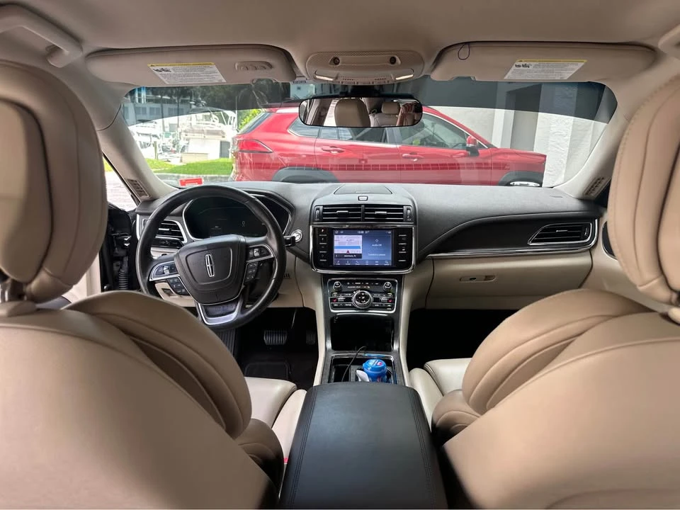 2020 Lincoln Continental 10th Gen - Image 14 of 15