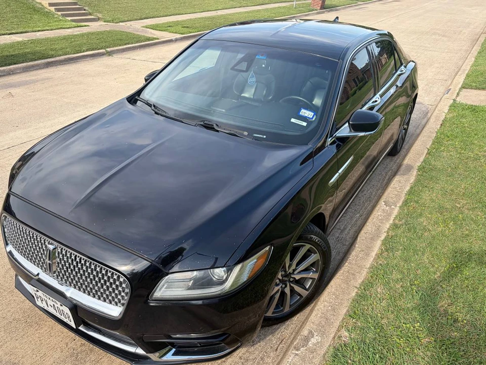 2020 Lincoln Continental 10th Gen - Image 2 of 24