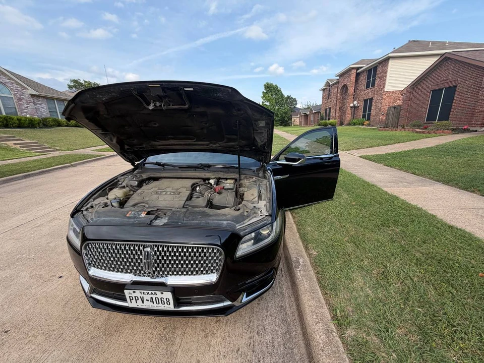 2020 Lincoln Continental 10th Gen - Image 23 of 24