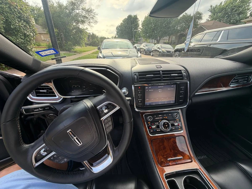 2020 Lincoln Continental 10th Gen - Image 20 of 24