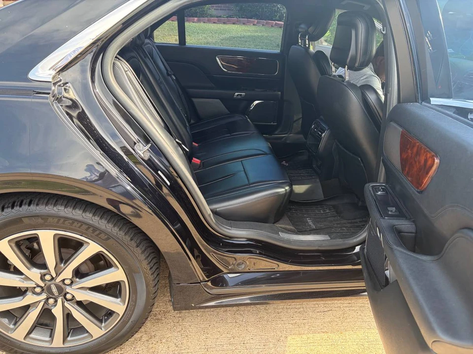2020 Lincoln Continental 10th Gen - Image 17 of 24