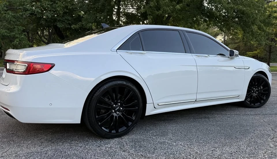 2020 Lincoln Continental 10th Gen - Image 2 of 20