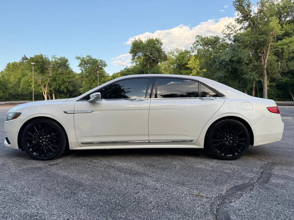 2020 Lincoln Continental 10th Gen - Image 3 of 20