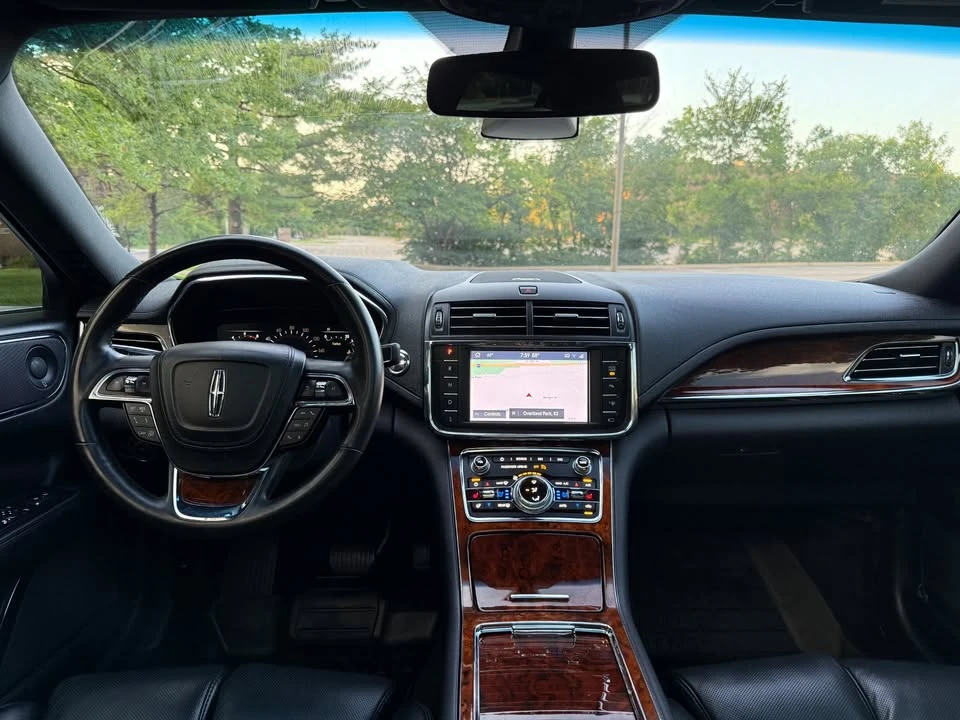 2020 Lincoln Continental 10th Gen - Image 13 of 20