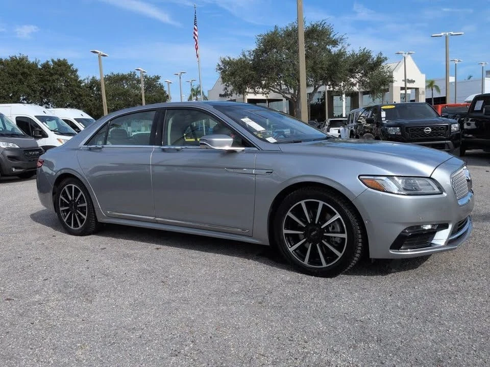 2020 Lincoln Continental 10th Gen - Image 2 of 19