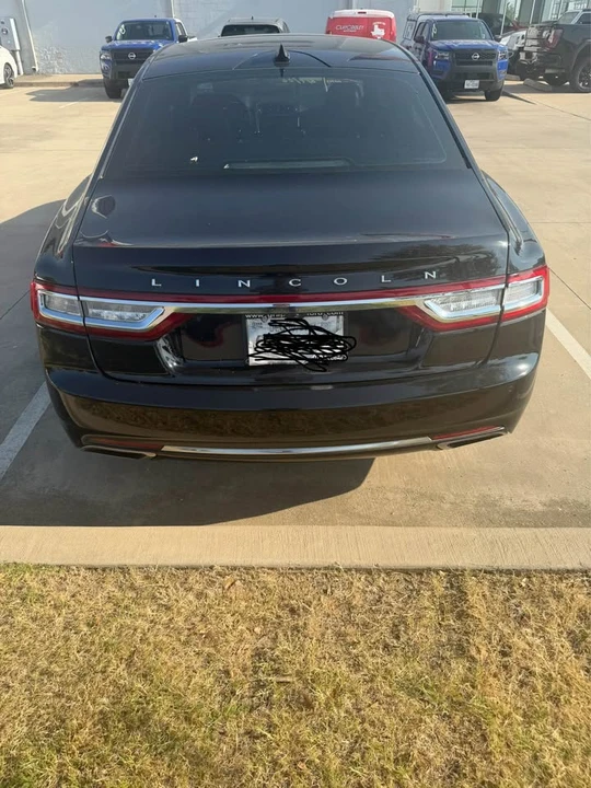 2020 Lincoln Continental 10th Gen - Image 2 of 5