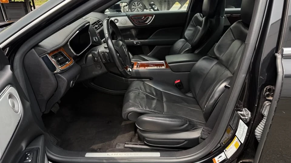 2020 Lincoln Continental 10th Gen - Image 8 of 20