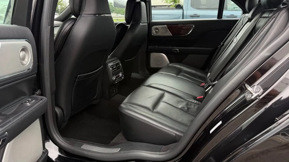 2020 Lincoln Continental 10th Gen - Image 19 of 20