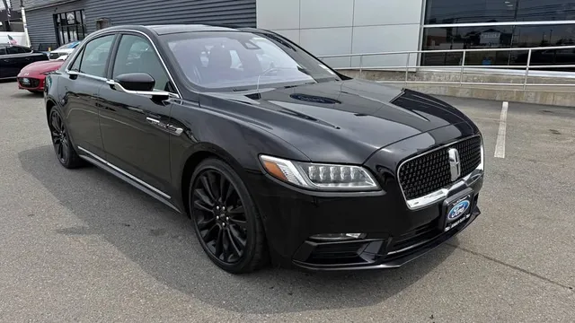2020 Lincoln Continental Reserve Sedan 4D