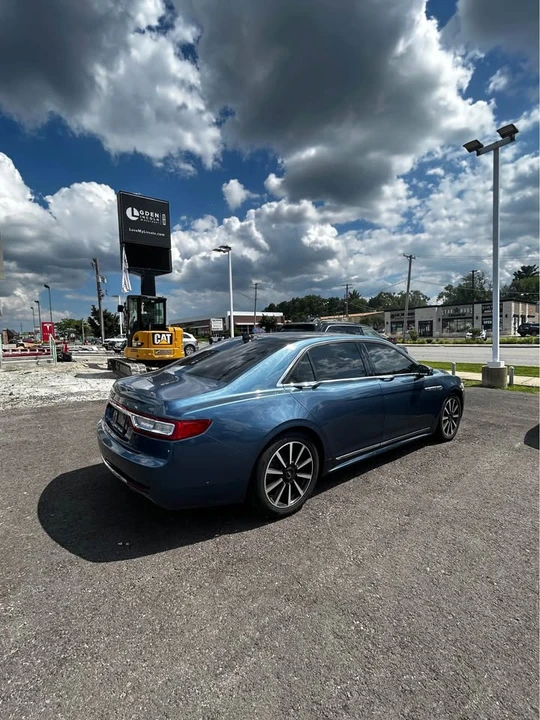 2020 Lincoln Continental 10th Gen - Image 4 of 7