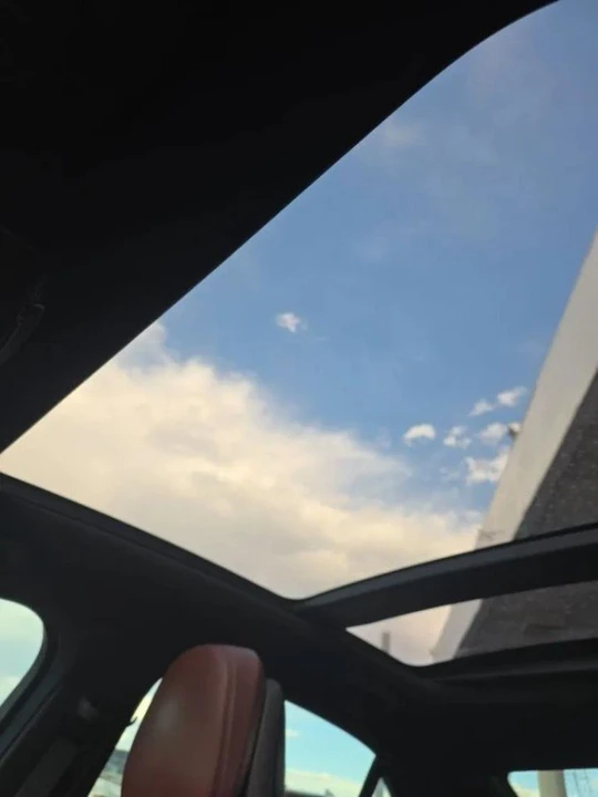 2020 Lincoln Continental 10th Gen - Image 12 of 13