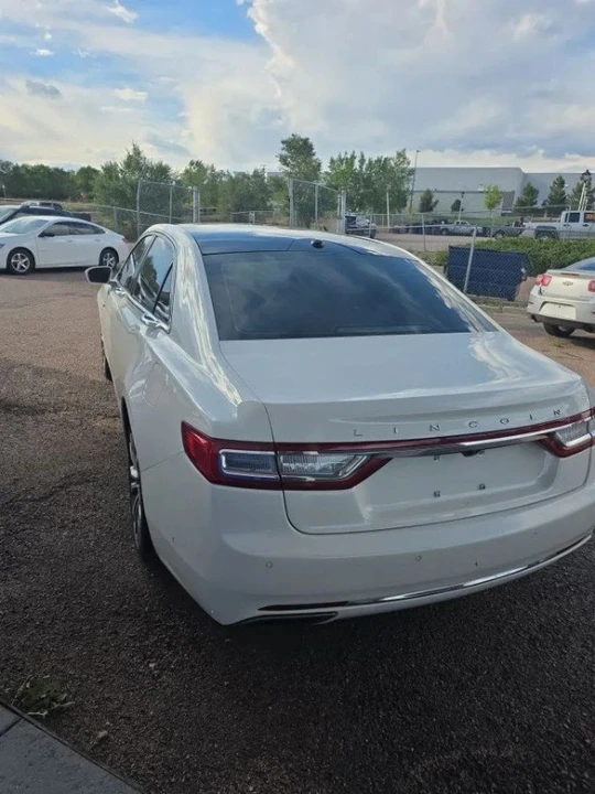 2020 Lincoln Continental 10th Gen - Image 3 of 13