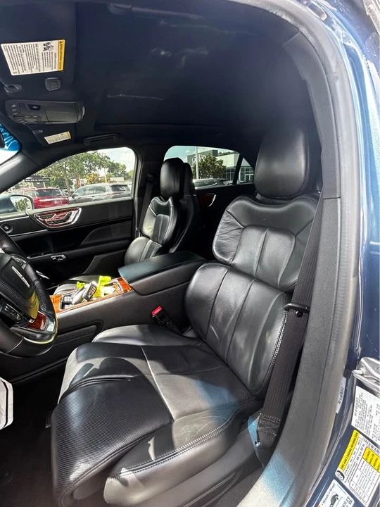 2020 Lincoln Continental 10th Gen - Image 6 of 7