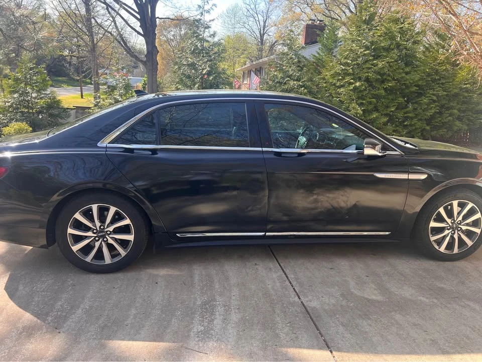 2020 Lincoln Continental 10th Gen - Image 3 of 11