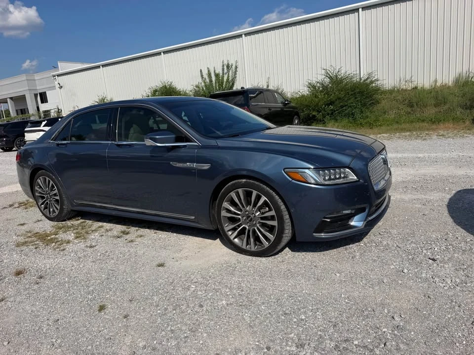 2020 Lincoln Continental 10th Gen - Image 4 of 9