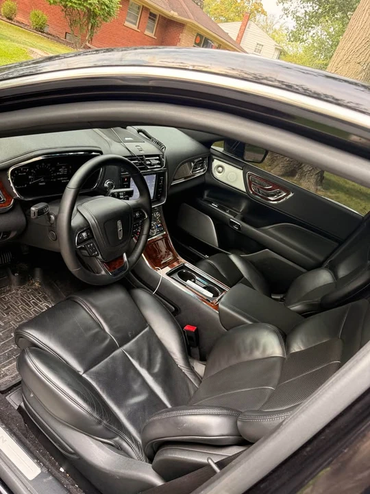 2020 Lincoln Continental 10th Gen - Image 3 of 3